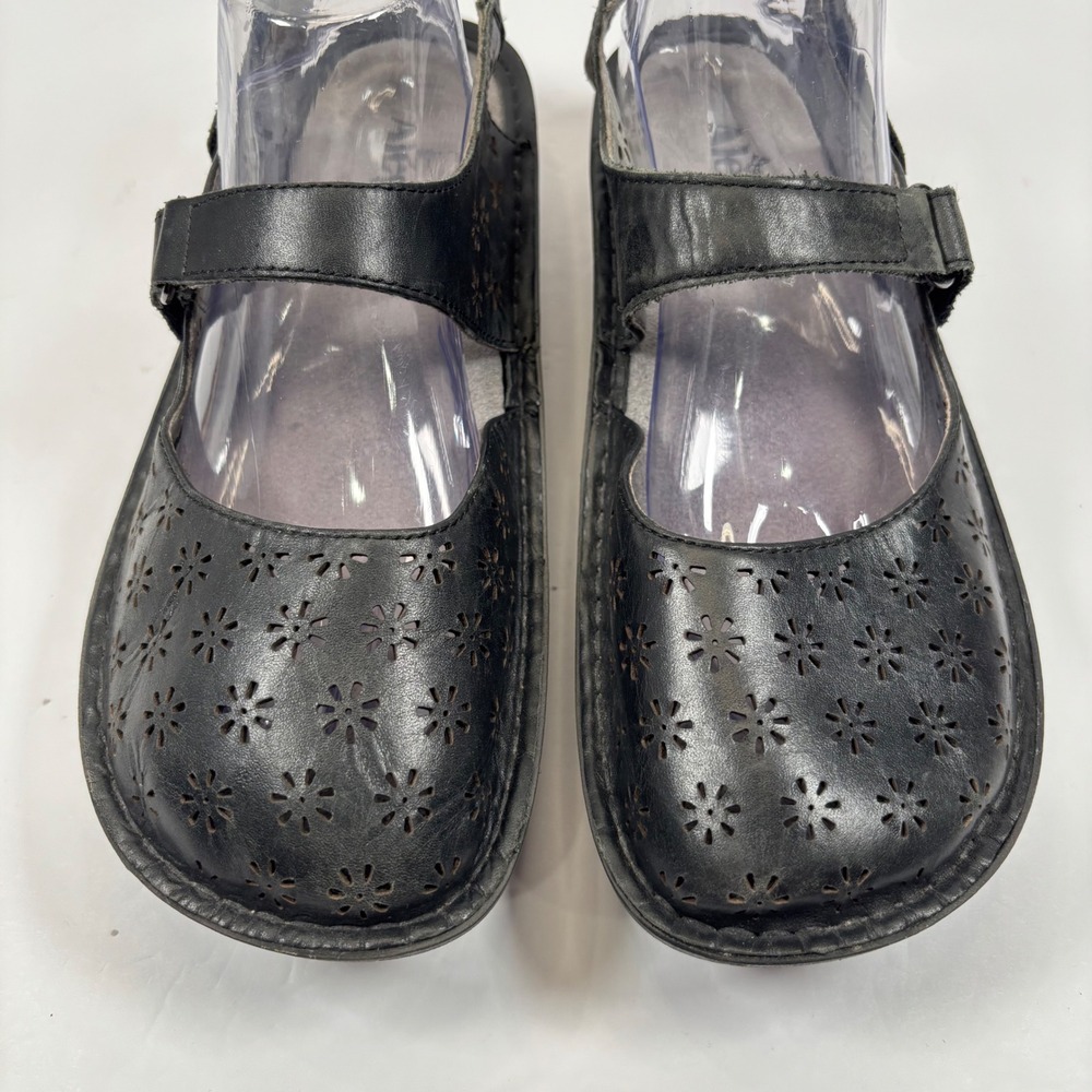 Alegria Women 40 Jemma Mary Jane Black Leather Floral Perforated Comfort Ortho